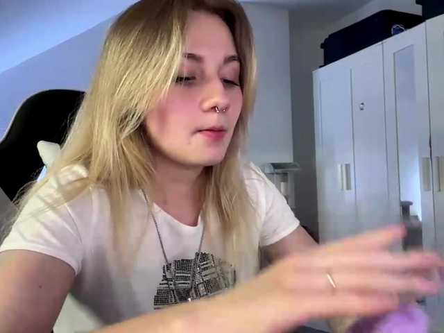 FlippyPippy live cam on BongaCams