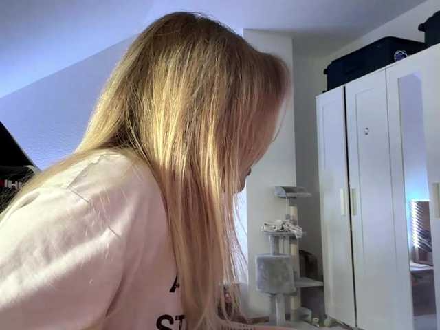 FlippyPippy live cam on BongaCams
