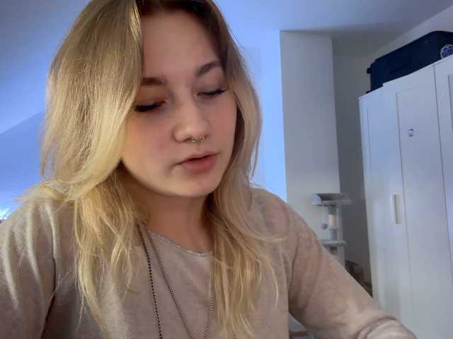 FlippyPippy live cam on BongaCams