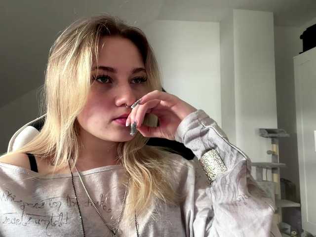 FlippyPippy live cam on BongaCams