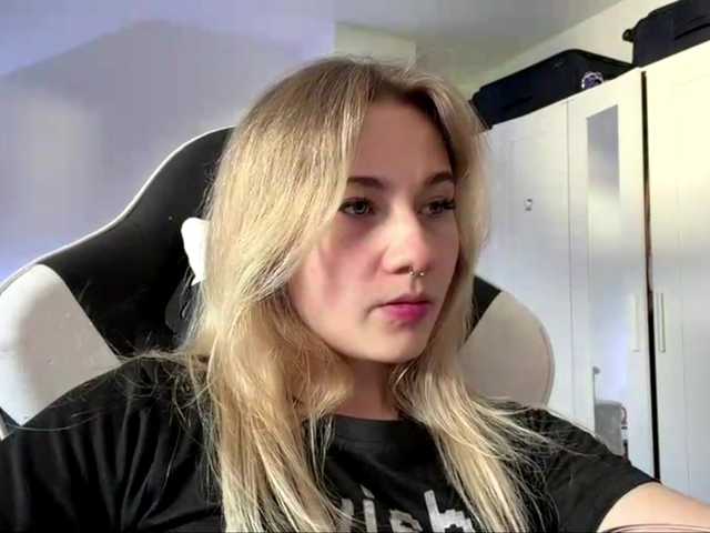 FlippyPippy live webcam show