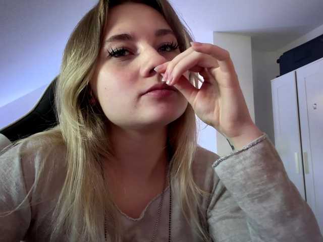 FlippyPippy live cam on BongaCams