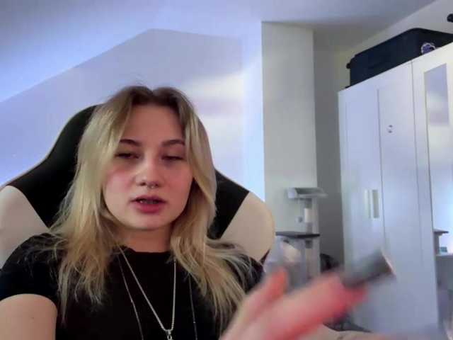 FlippyPippy live cam on BongaCams