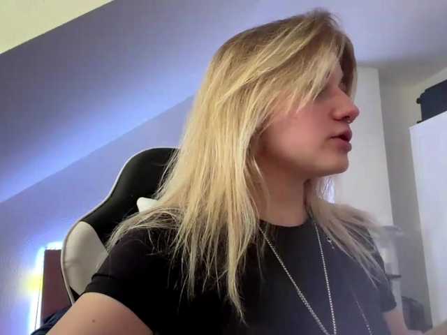 FlippyPippy live cam on BongaCams