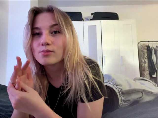 FlippyPippy live cam on BongaCams
