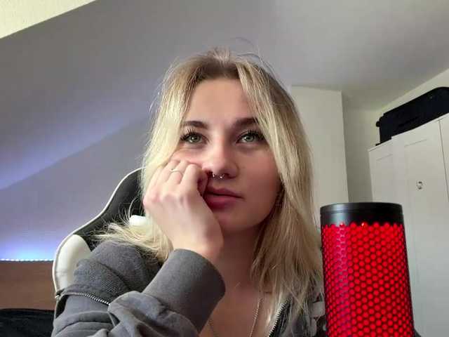 FlippyPippy live cam on BongaCams