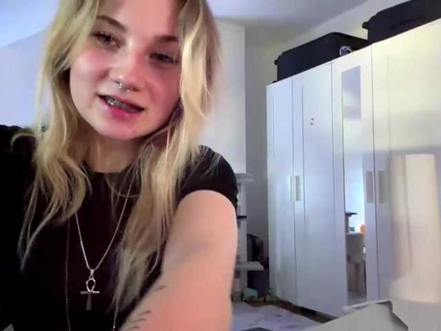 FlippyPippy live cam on BongaCams