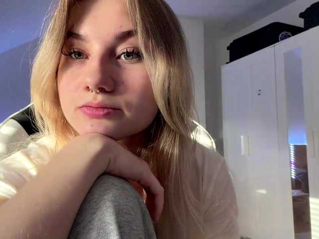 FlippyPippy live cam on BongaCams