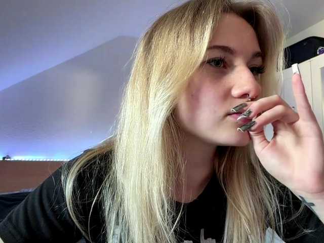 FlippyPippy live webcam show