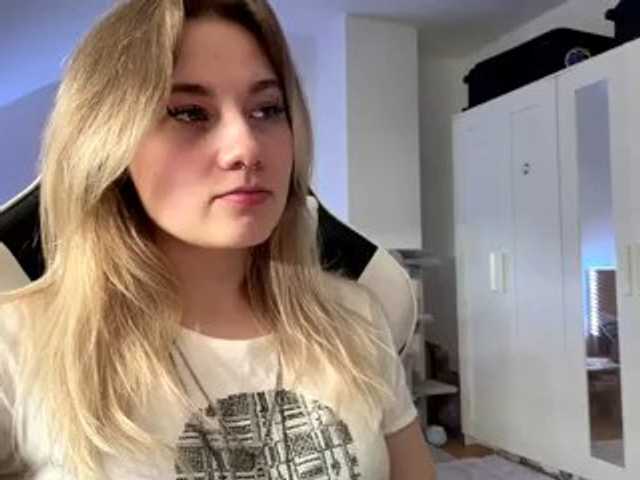 FlippyPippy live cam on BongaCams