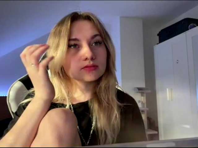 FlippyPippy live cam on BongaCams