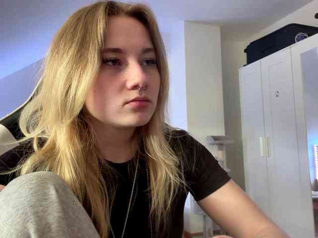 flippypippy's live room