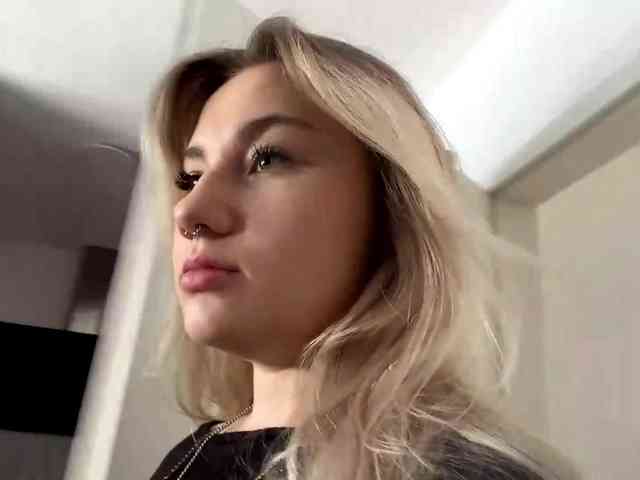 FlippyPippy Live Webcam on BongaCams