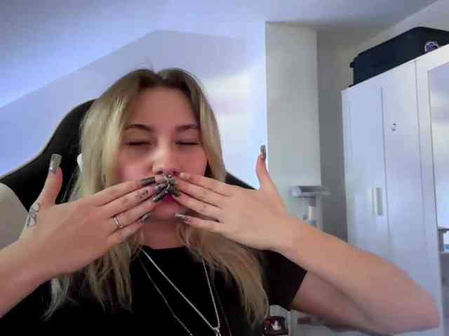 FlippyPippy webcam
