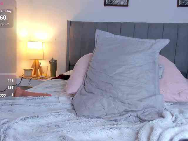 lia-williams webcam