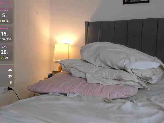 lia-williams webcam