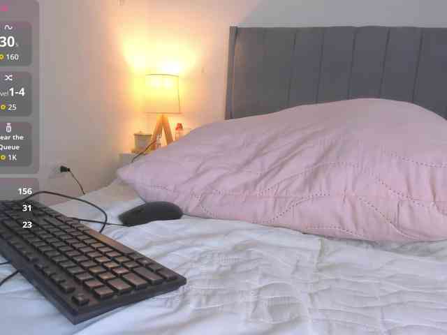 lia-williams webcam