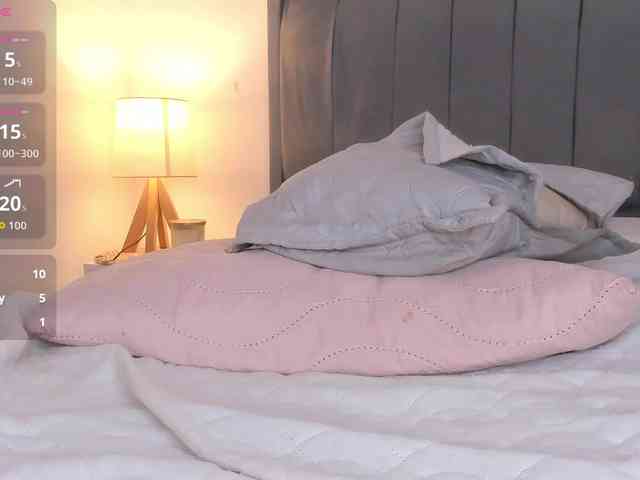 lia-williams webcam