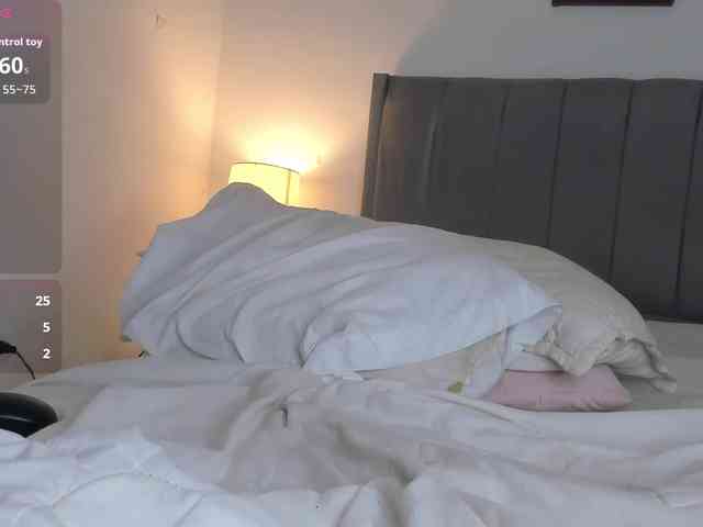 lia-williams webcam