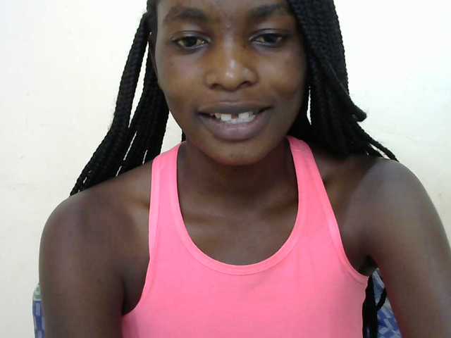 Sexypussie live cam on BongaCams
