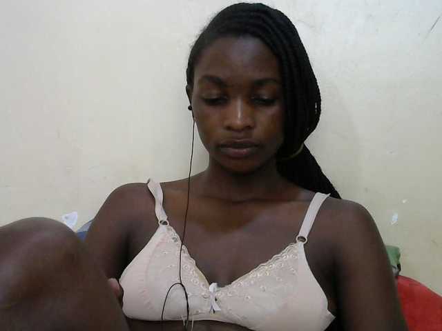 Sexypussie live webcam show