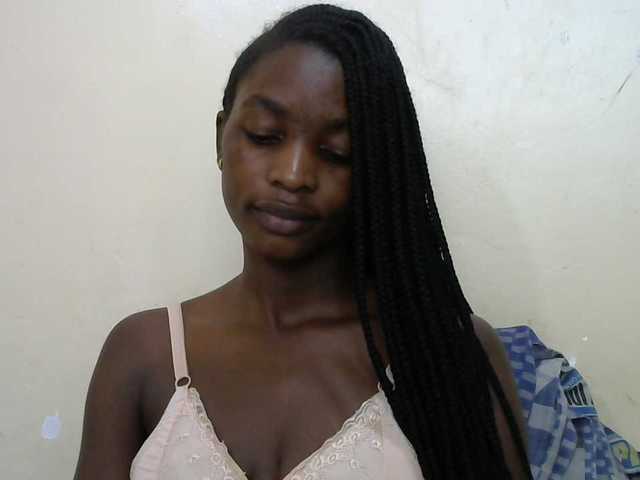Sexypussie live webcam show