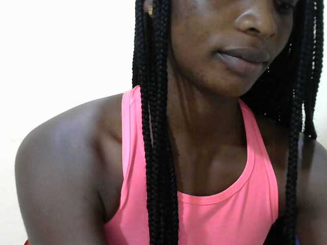 Sexypussie live cam on BongaCams