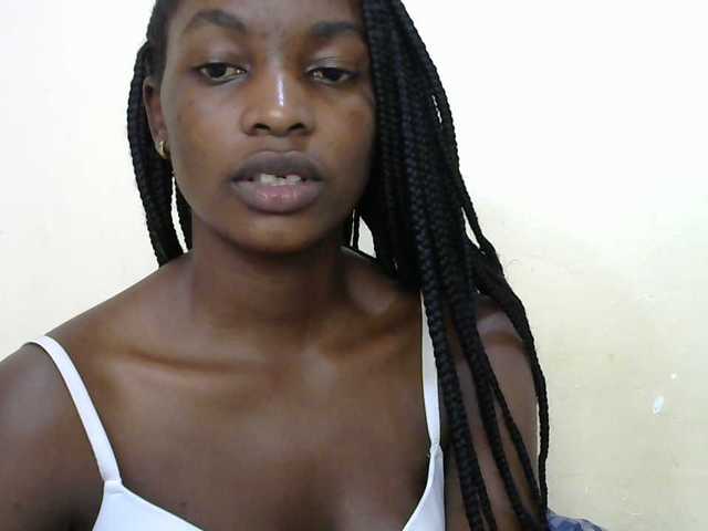 Sexypussie live webcam show