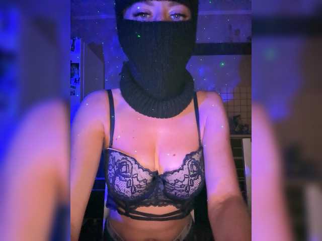 Juchka089 live cam on BongaCams