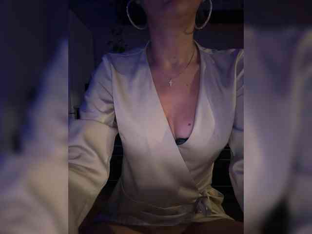 Juchka089 webcam