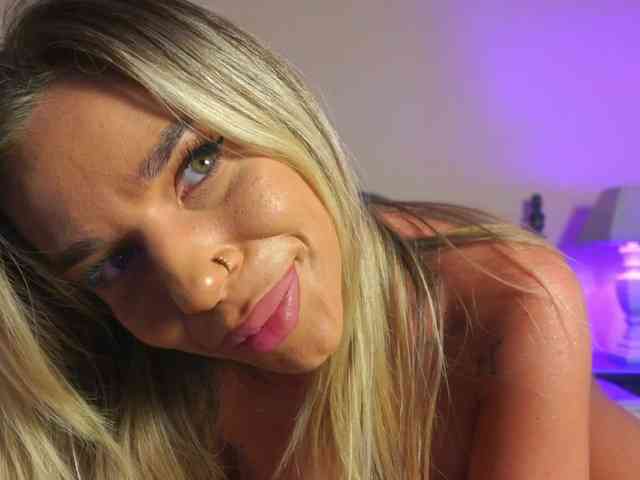 Milagoddesss webcam