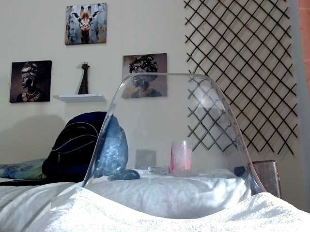 kasandracute18 live cam on BongaCams