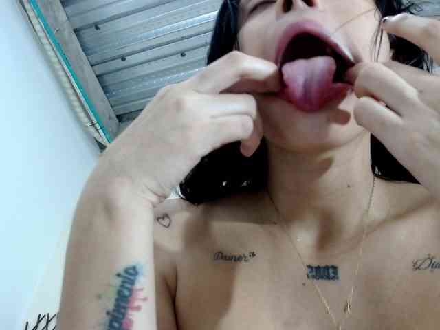 Modelo: kasandracute18