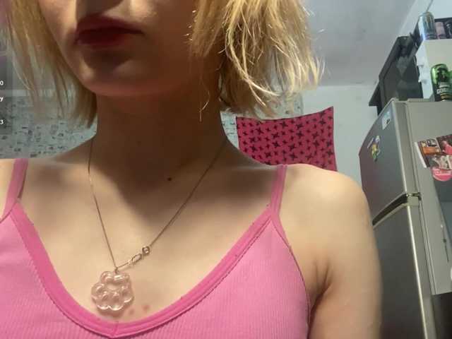 JorniChou live cam on BongaCams