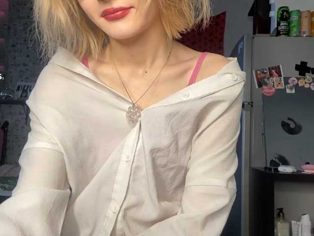JorniChou live cam on BongaCams