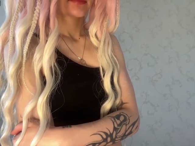 JorniChou live cam on BongaCams