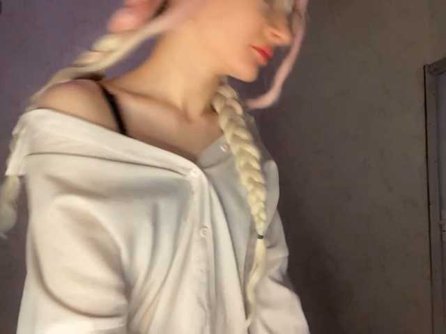 JorniChou live cam on BongaCams