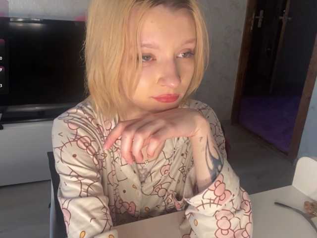 JorniChou live cam on BongaCams