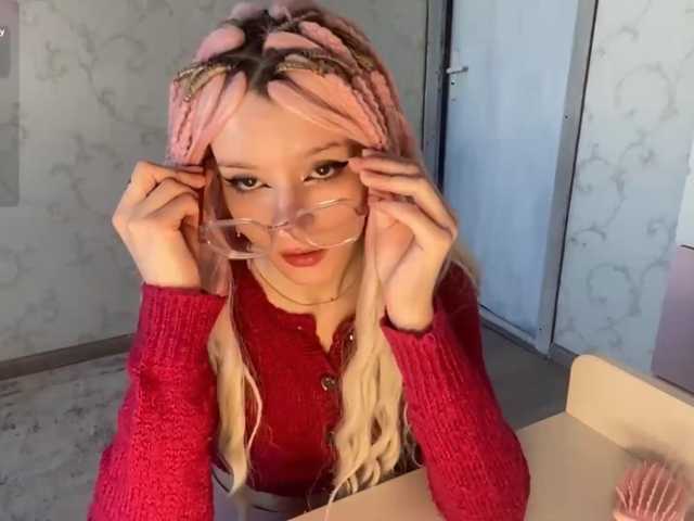 JorniChou live cam on BongaCams