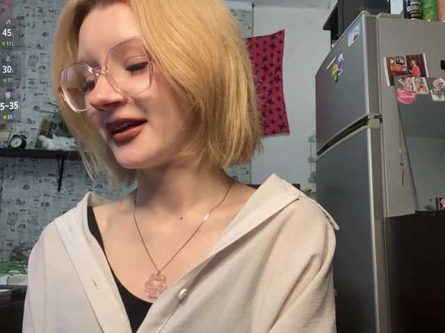 JorniChou live cam on BongaCams