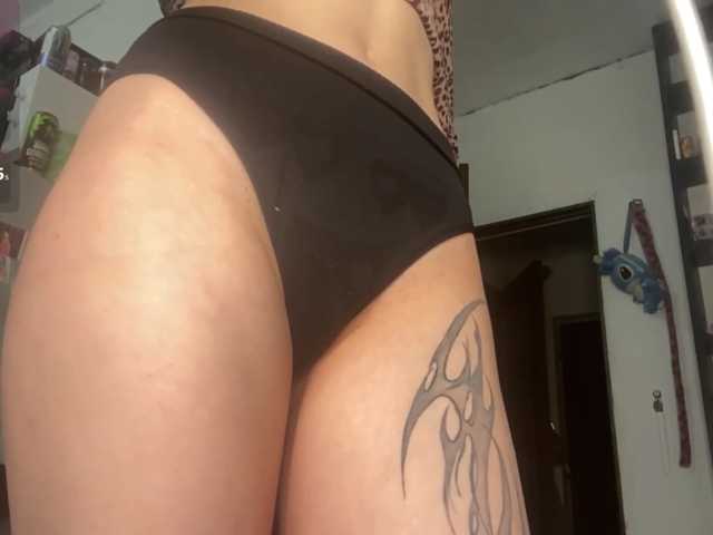 JorniChou live cam on BongaCams