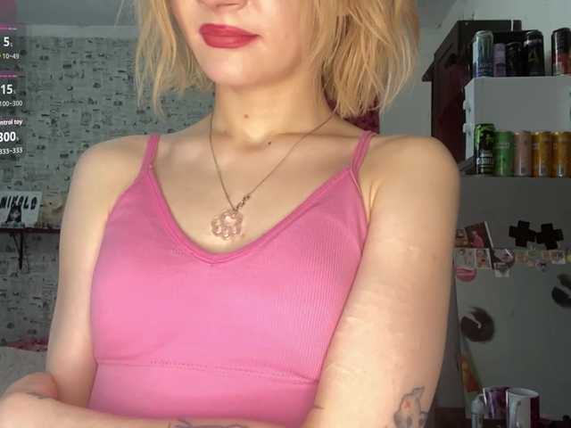 JorniChou live cam on BongaCams