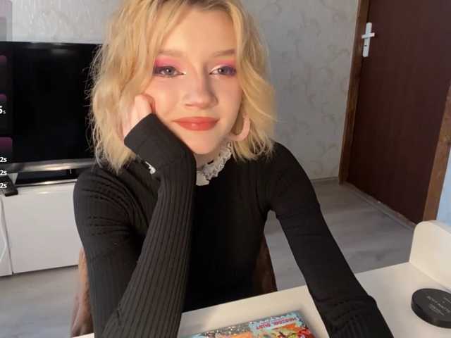 JorniChou live cam on BongaCams