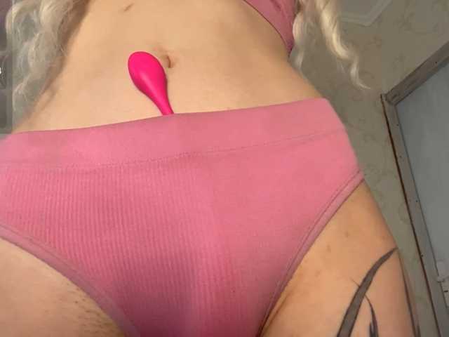 JorniChou live cam on BongaCams