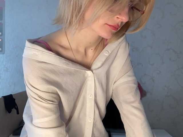 JorniChou live cam on BongaCams