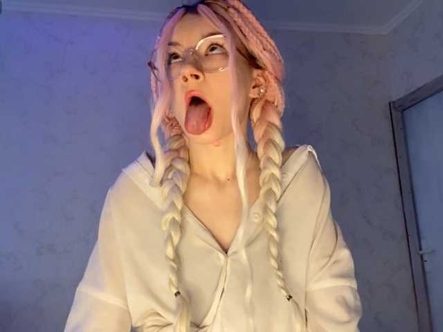JorniChou live cam on BongaCams