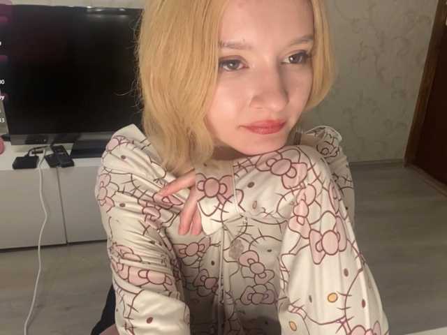 JorniChou live cam on BongaCams