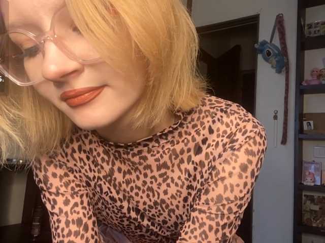 JorniChou live cam on BongaCams