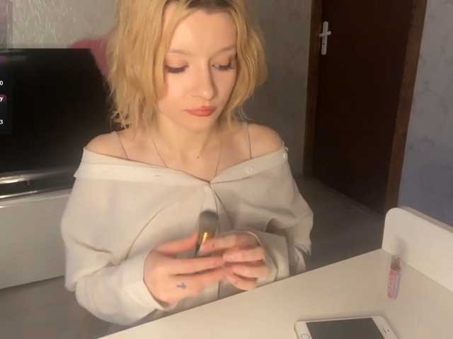 JorniChou live cam on BongaCams