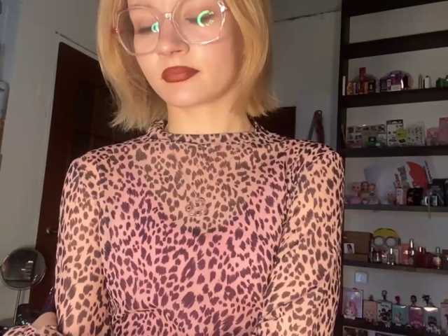 JorniChou live cam on BongaCams